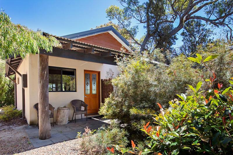 Silversprings Spa Retreat Pet Friendly Cottages And Glampings Metricup Eksteriør bilde