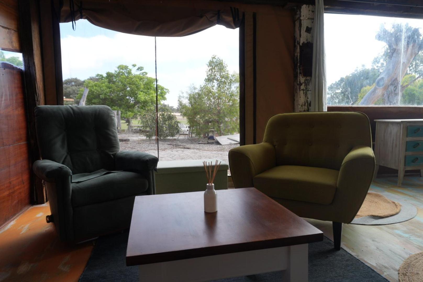 Silversprings Spa Retreat Pet Friendly Cottages And Glampings Metricup Eksteriør bilde