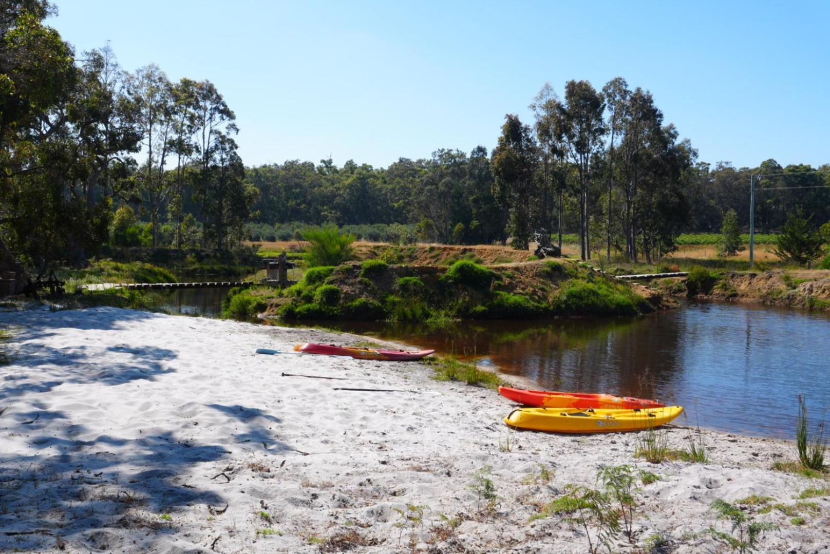 Silversprings Spa Retreat Pet Friendly Cottages And Glampings Metricup Eksteriør bilde