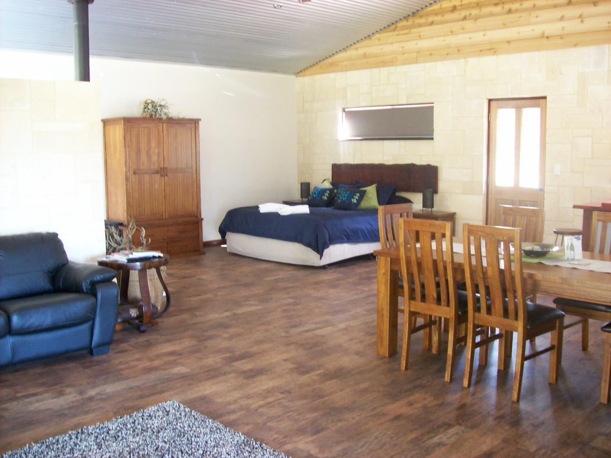 Silversprings Spa Retreat Pet Friendly Cottages And Glampings Metricup Eksteriør bilde