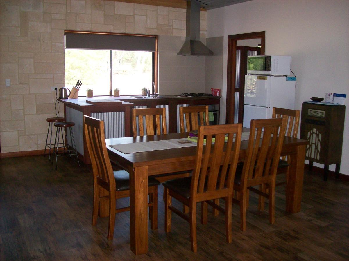 Silversprings Spa Retreat Pet Friendly Cottages And Glampings Metricup Eksteriør bilde